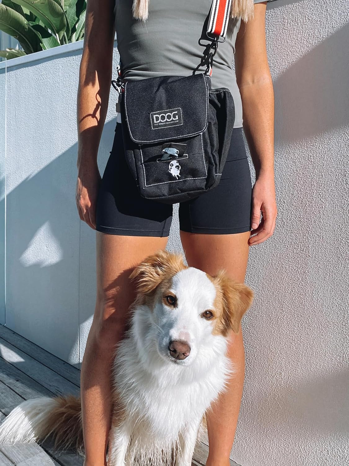 - Shoulder Bag - Black (SB04), Medium